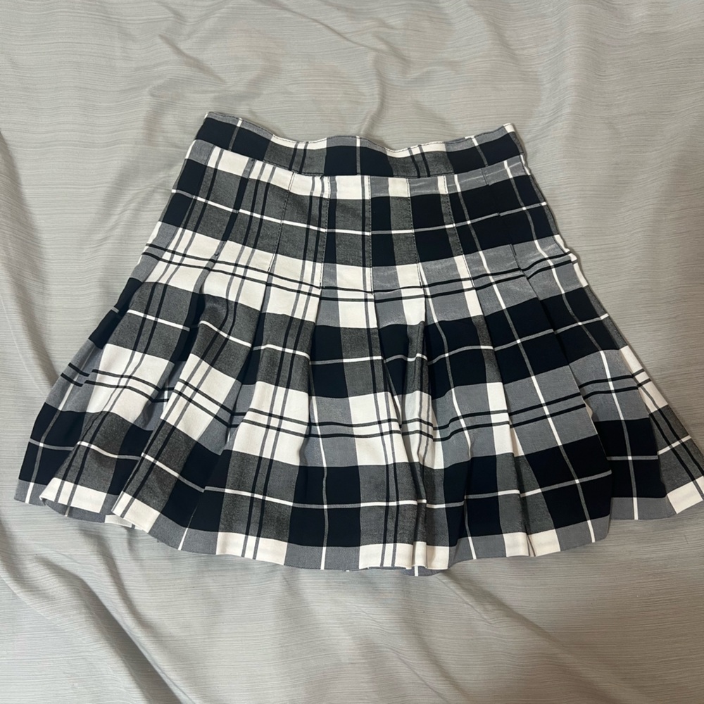 Love Tree Monochrome Plaid Skirt